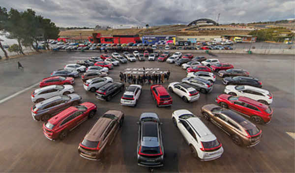 On the occasion of the launch of the Mitsubishi Eclipse On the occasion of the launch of the Mitsubishi Eclipse