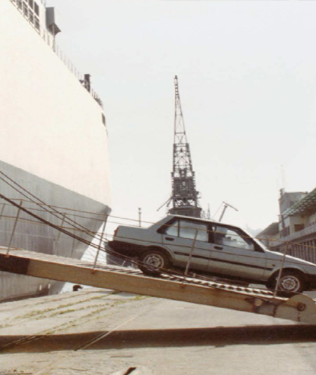 The first Toyota automobiles to be disembarked at the port of Baarcelona The first Toyota automobiles to be disembarked at the port of Baarcelona